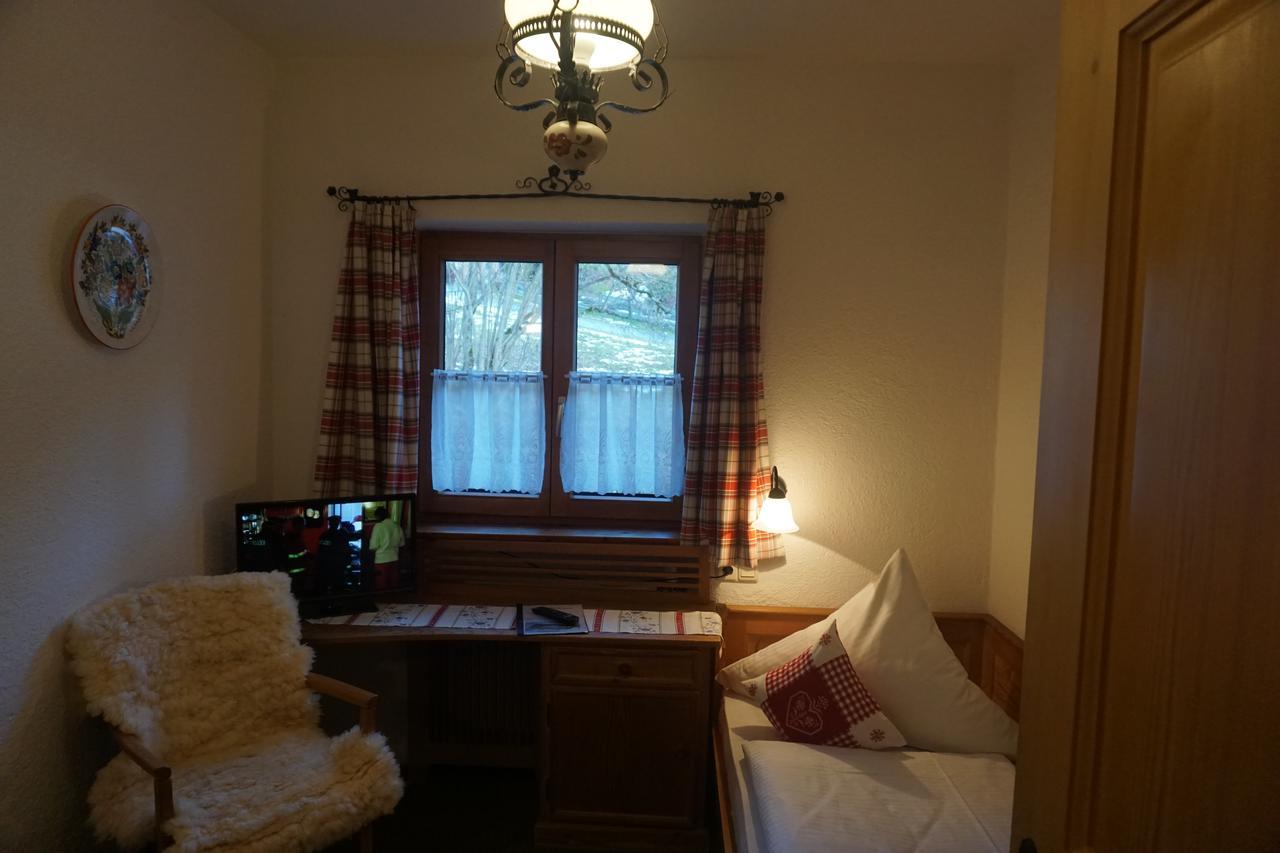Haus Sonnenblick Hotel ไบริชเซลล์ ภายนอก รูปภาพ