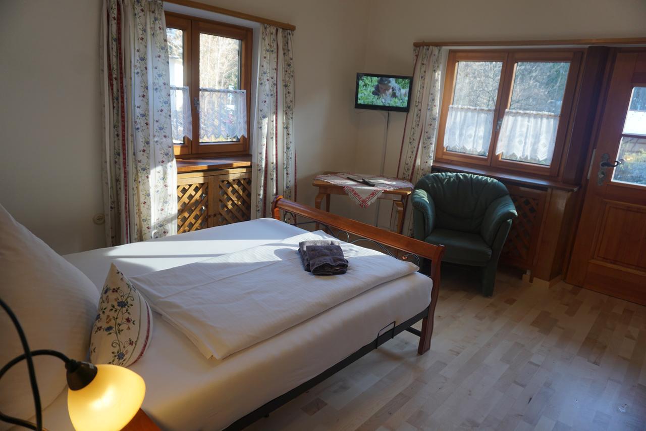 Haus Sonnenblick Hotel ไบริชเซลล์ ภายนอก รูปภาพ